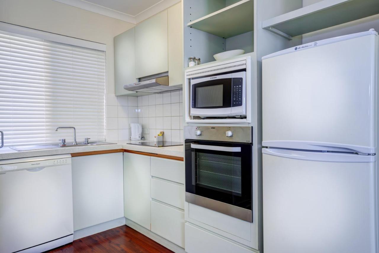 Broadwater Resort Como Perth Exterior foto